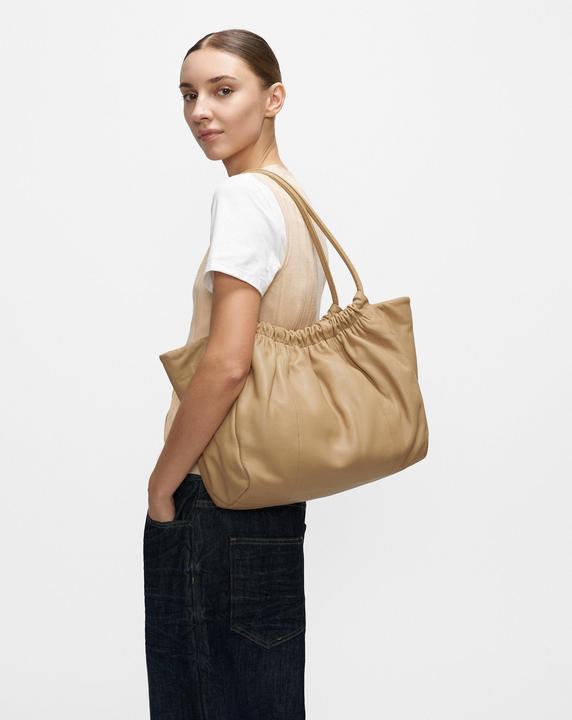 Actual product image Liebeskind Berlin Shopper Geräumiger Shopper aus Schafsleder (21.60 l)