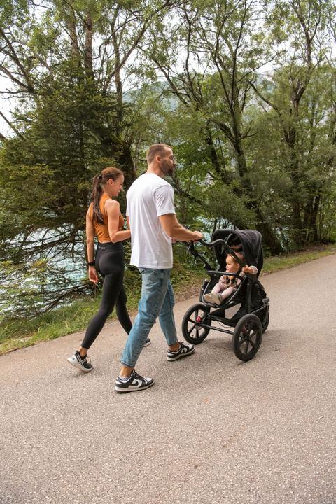 Produktbild TFK Pro Kinderwagen mit Kombieinheit (Wanne/Sitz) - Kollektion 2024