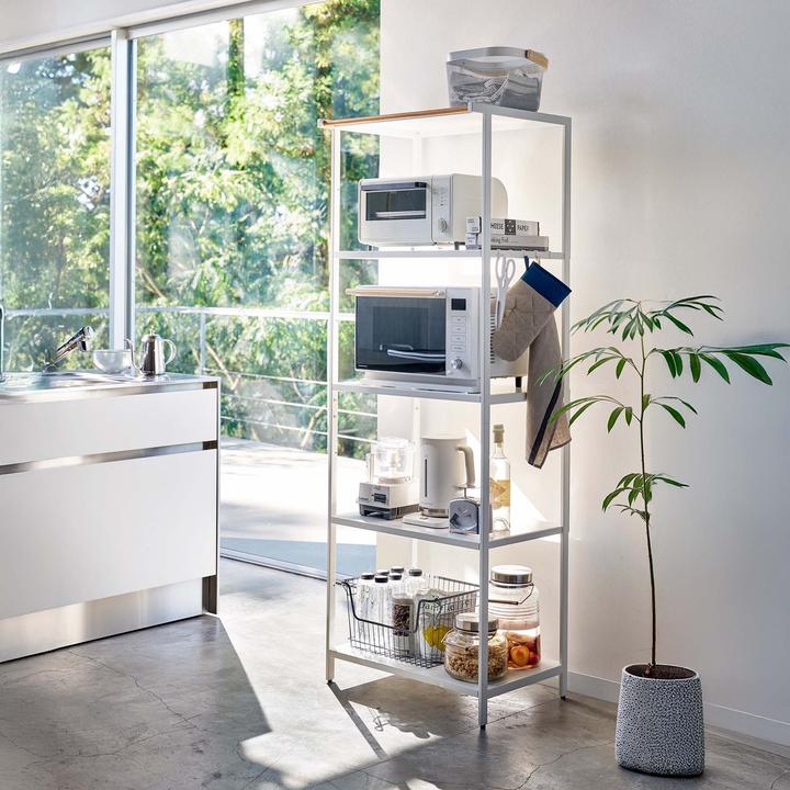 Actual product image Yamazaki 5-stöckiges Aufbewahrungsregal TOWER (46.50 x 60 x 170 cm)