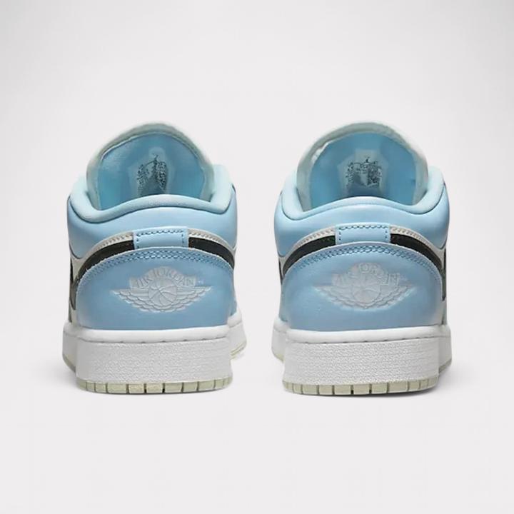 Image du produit Nike Air Jordan 1 (40)