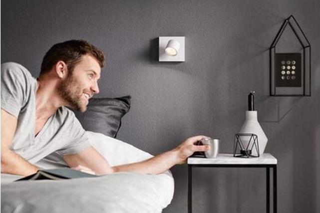 Actual product image Philips Spot Star (500 lm)