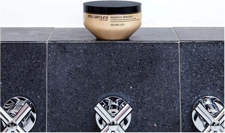 Immagine prodotto Shu Uemura Trattamento illuminante nutriente Essence Absolue (200 ml)
