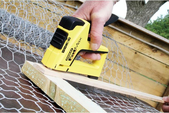 Image du produit Stanley Agrafeuse manuelle et cloueuse TR400 4en1