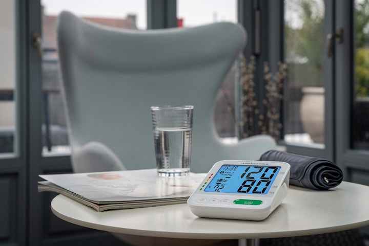 Actual product image Medisana BU 584 connect Upper arm blood pressure monitor large cuff 23-43 cm (Blood pressure monitor upper arm)