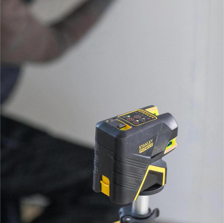 Actual product image Stanley Crosslines2SpotlaserFATMAXred
