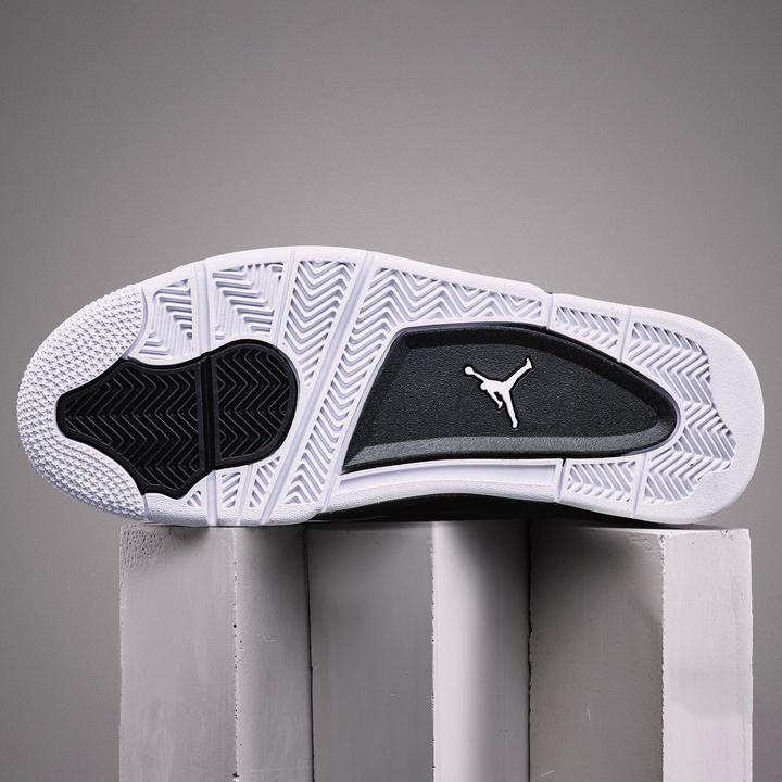 Immagine prodotto Nike Air Jordan 4 (42.5)