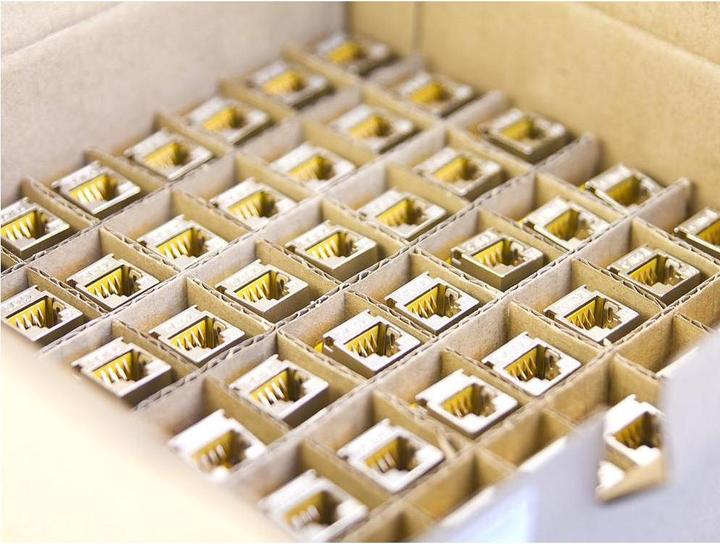Immagine prodotto Wirewin Modulo Keystone Cat.6A STP SLIM confezione da 12 pezzi (Modulo Keystone)