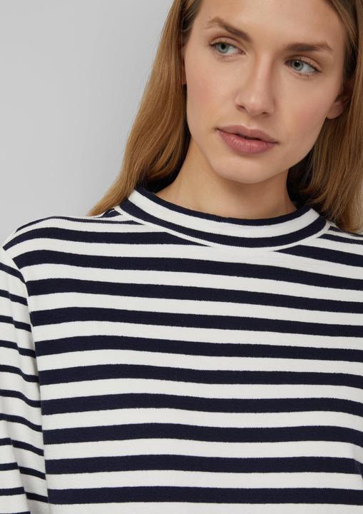 Produktbild s.Oliver Sweatshirt Gestreiftes Jersey-Sweatshirt mit Rundhalsausschnitt (48)