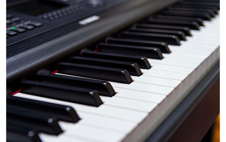 Produktbild Yamaha DGX-670B keyboard / digitale piano zwart (88 Tasten)