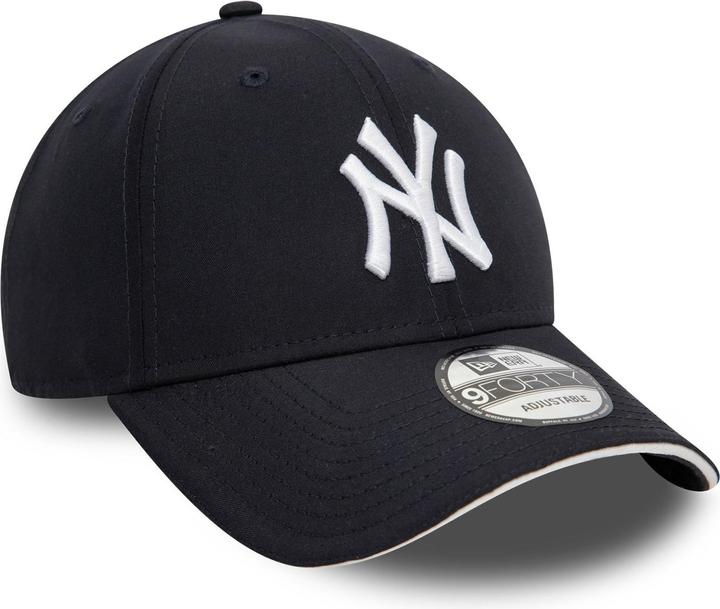 Actual product image New Era 9Forty Strapback Cap MICROFIBRE New York Yankees
