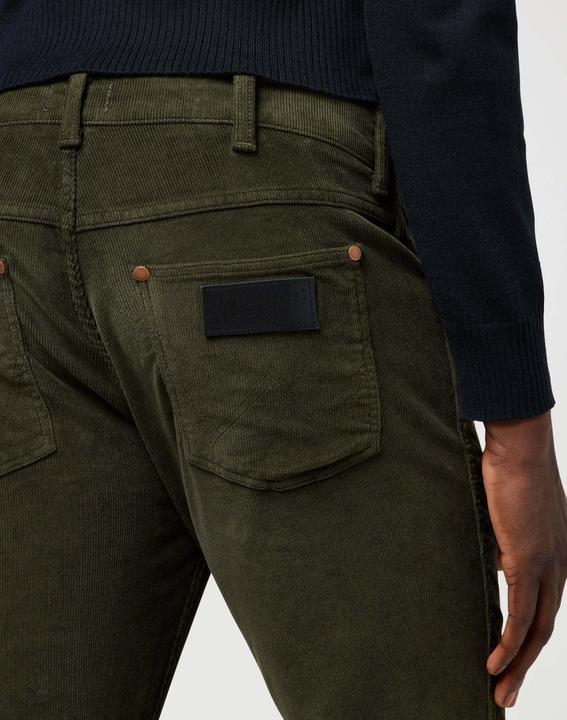 Actual product image Wrangler Cordhose Greensboro (40)