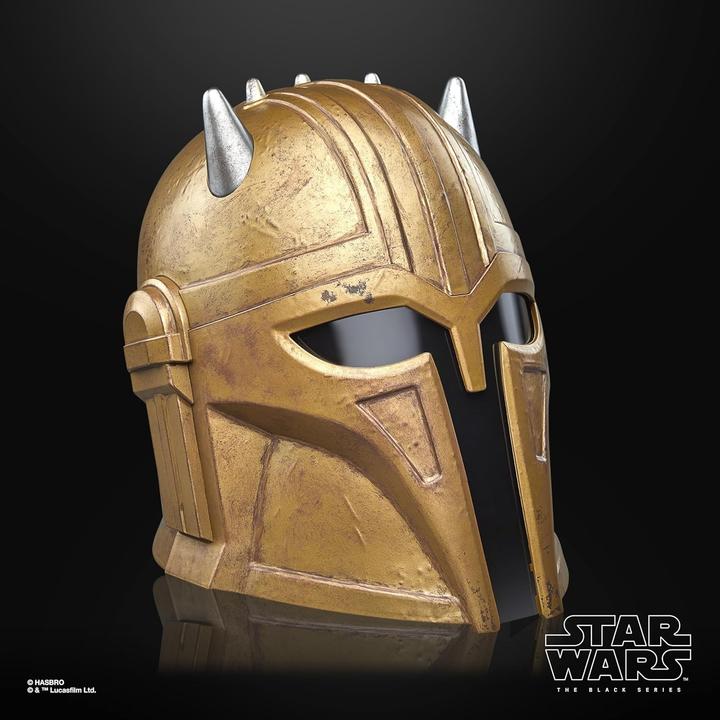 Actual product image Hasbro Star Wars: The Mandalorian Black Series Elektronischer Helm The Armorer