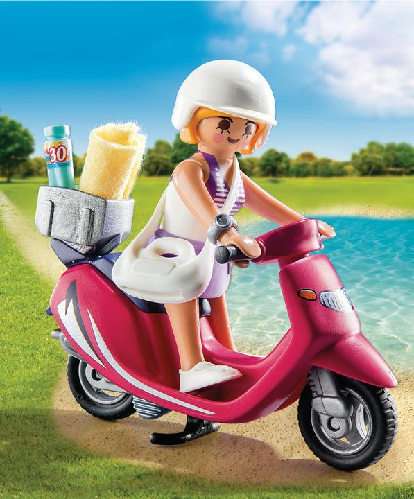 Actual product image Playmobil Beach girl with scooter (9084, Playmobil Special Plus)
