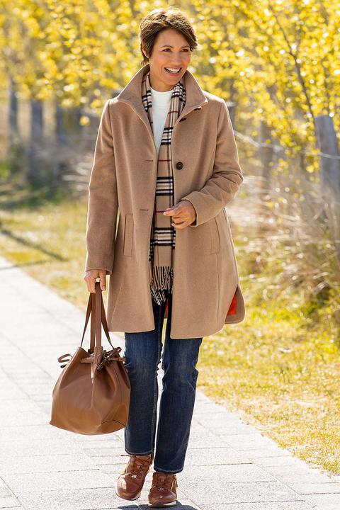 Actual product image Betty Barclay Wool coat (38)