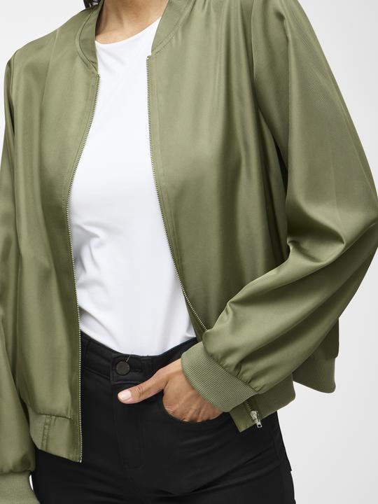 Actual product image Vila Reissverschluss Bomberjacke (40)