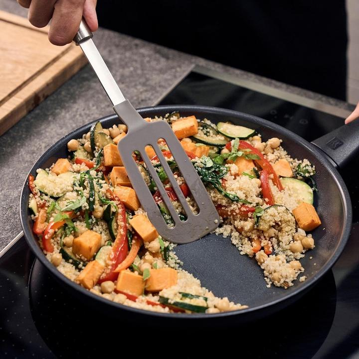 Actual product image Zwilling Madura Plus Ceramic Fry Pan (28 cm, Frying pan, Aluminium)