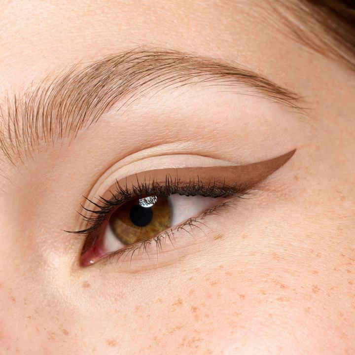 Actual product image essence COLOUR it! liquid eyeliner (05 Chocolate Brown)