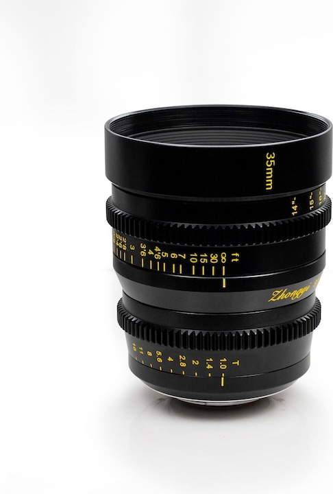 Actual product image Zhongyi Mitakon Fixed focal length Speedmaster 35 mm T1 Cine (Fujifilm X)