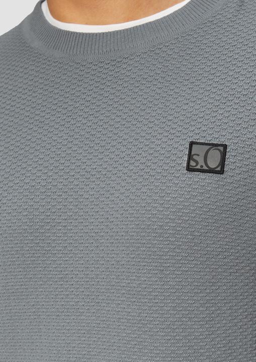 Produktbild S.Oliver Strickpullover Strukturierter Strickpullover mit Logo-Patch (XXL)
