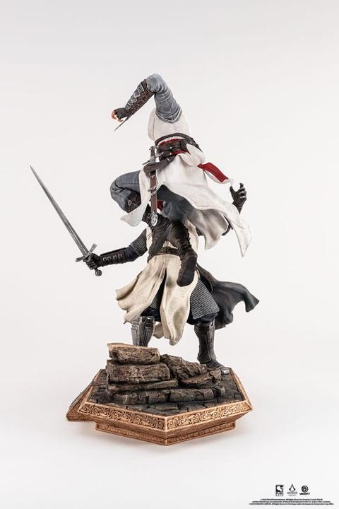 Actual product image Pure Arts Assassin's Creed Statue 1/6 Hunt for the Nine Scale Diorama 44 cm