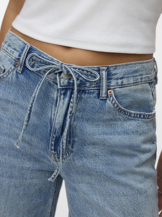 Actual product image Vero Moda VMREMY Mid Rise Gerade geschnitten Jeans Weit geschnitten (W31/L32)