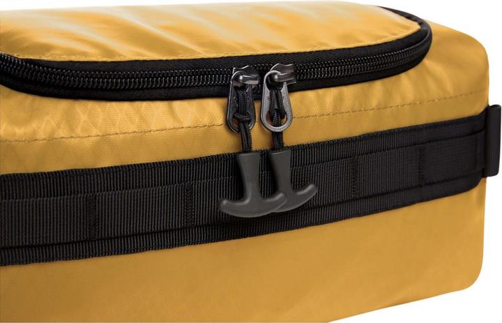 Actual product image Halfar Active Wash Bag