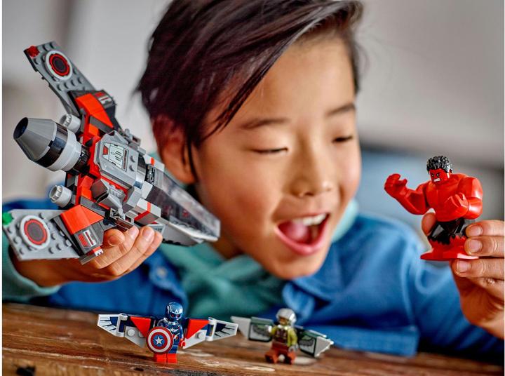 Produktbild LEGO Showdown zwischen Captain America und Red Hulk (76292, LEGO Marvel)