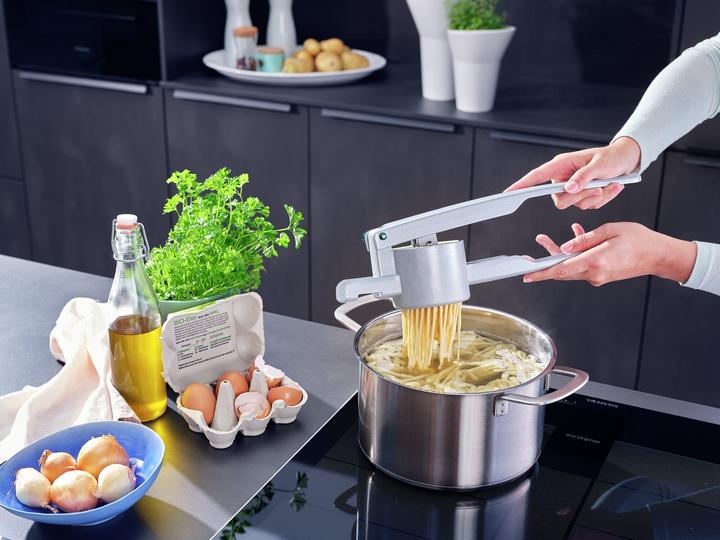 Actual product image Leifheit Potato ricer