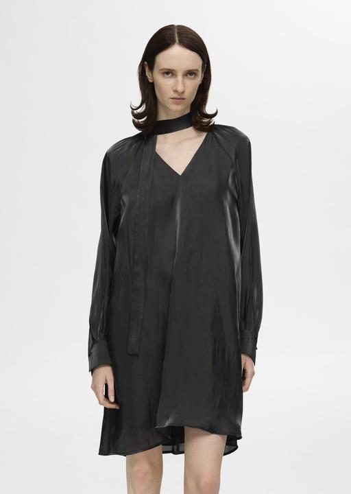 Produktbild Selected Femme Metallic Kleid mit V-Ausschnitt (40)