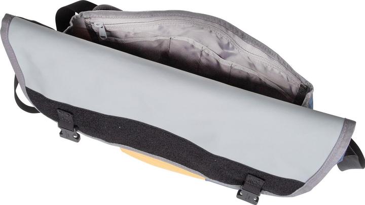 Actual product image Timbuk2 Classic Messenger S laptop bag