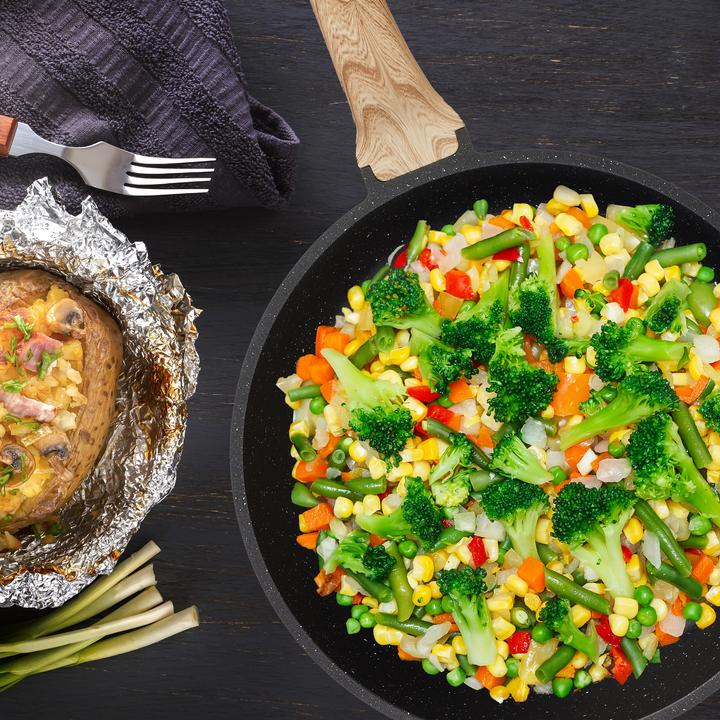 Produktbild Relaxdays Schmorpfanne (Bräter + Schmortopf, Bratpfanne, Aluminium, 28 x 14 cm)