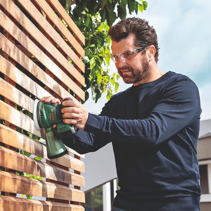 Actual product image Bosch Home & Garden UniversalOrbit 18V-20 Solo (Eccentric grinder, Sander)