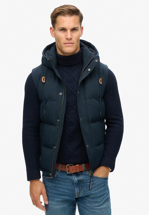 Actual product image Superdry hooded sleeveless jacket everest (M)