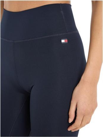 Actual product image Tommy Hilfiger Essentials Hw Flag Fitted Short (M)