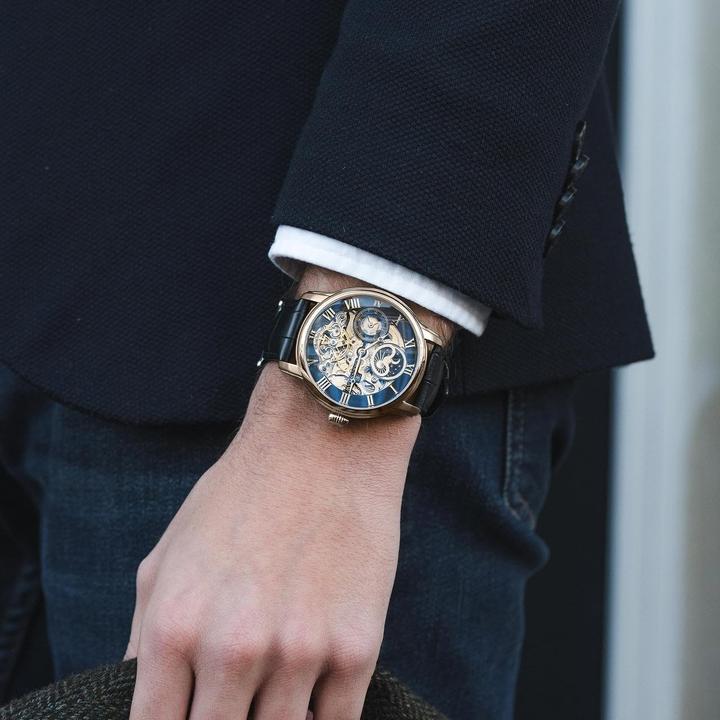 Actual product image Thomas Earnshaw ES-8006-07 Longitude (Analogue wristwatch, 44 mm)