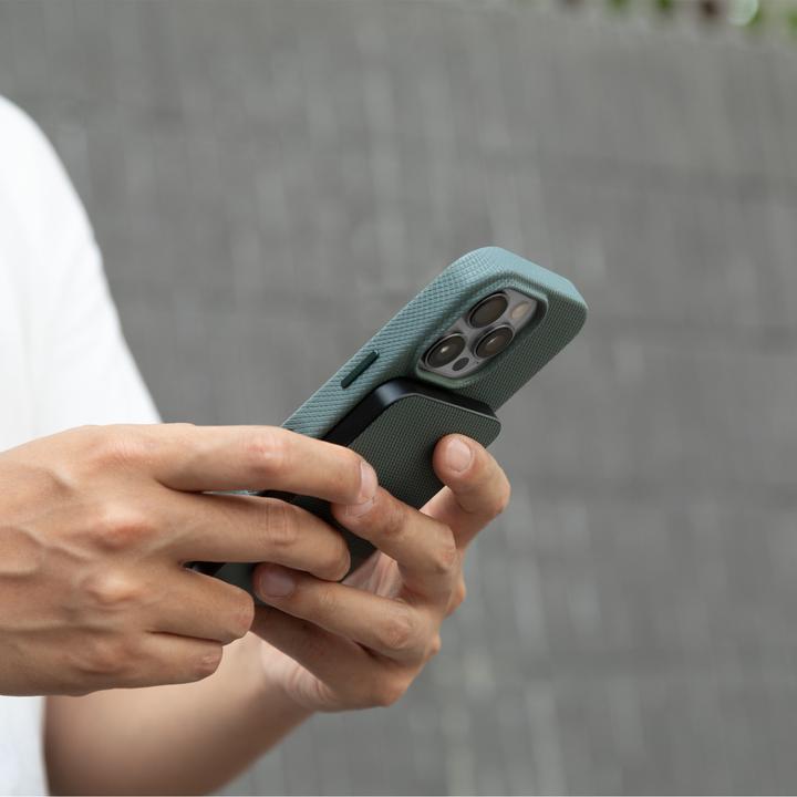 Produktbild Native Union (Re)Classic Qi2 Power Bank - Magnetische Powerbank 5000 mAh MagSafe (5000 mAh, 20 W)