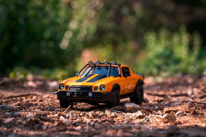 Produktbild Jada Transformers Bumblebee (T7) 1:24