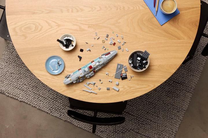 Image du produit LEGO Sternkreuzer Heimat Eins