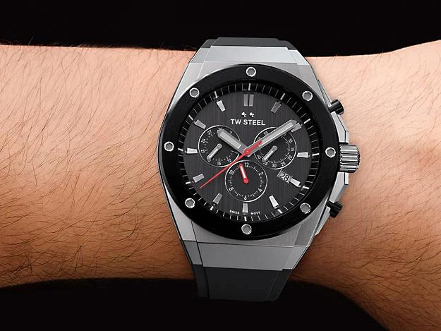 Immagine prodotto TW-Steel TW Steel CE4042 CEO Tech Chrono 44 mm 10ATM (Cronografo, 44 mm)