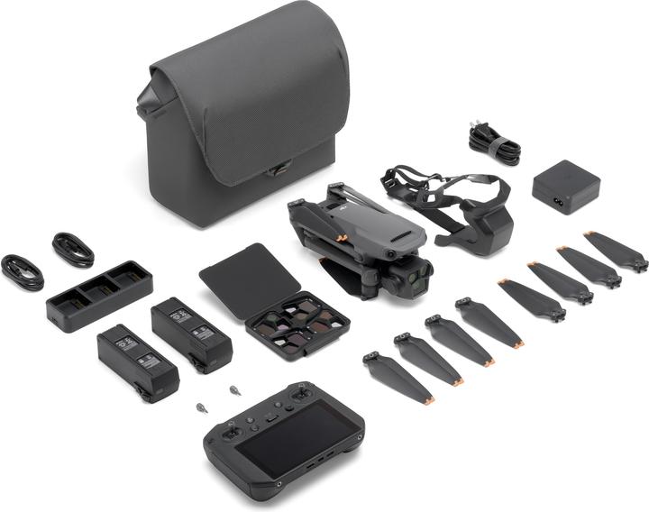 Produktbild DJI Mavic 3 Pro Fly More Combo inkl. RC Pro (43 min, 958 g, 20 Mpx)