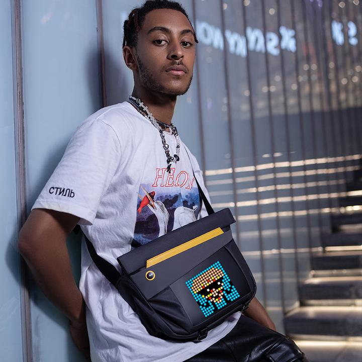 Produktbild Divoom Slingbag-Vblack (Fotokoffer)
