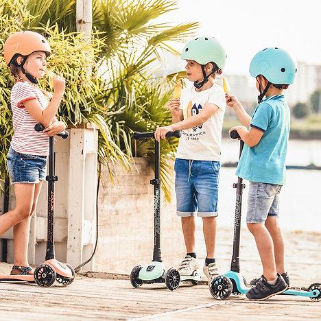 Immagine prodotto Scoot and Ride Mirtillo (51 - 55 cm)