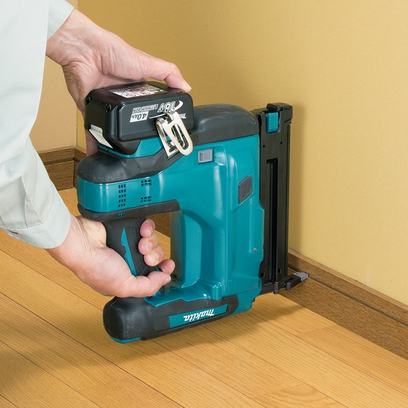 Immagine prodotto Makita DBN500ZJ