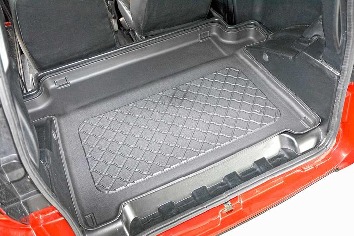 Actual product image Aristar Guardliner Boot Liner