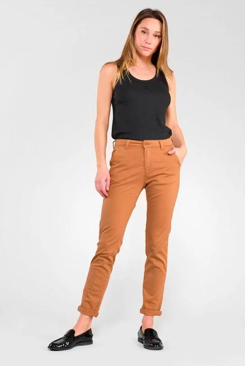 Actual product image Le Temps Des Cerises 's chino trousers dyli 6 (Frequency band 38 (2600 MHz))