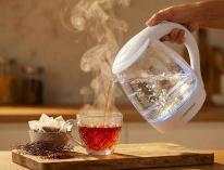 Actual product image Esperanza electric Salto Angel EKK011W (2200W 1.7l, white) (1.70 l)