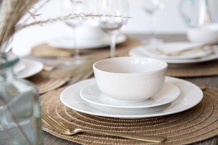 Immagine prodotto Mikasa Set di stoviglie in porcellana da dodici pezzi (4 pz.)