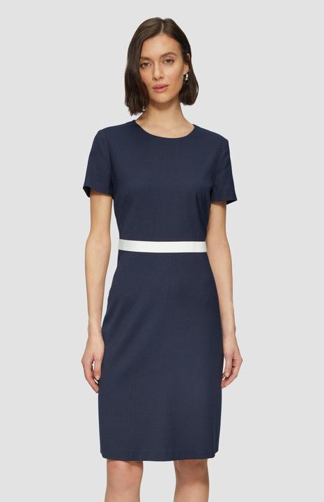 Actual product image S.Oliver Kleid Fein gepunktetes Etuikleid mit Kontrast-Detail (36)