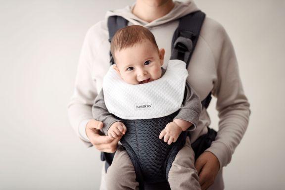 Image du produit BabyBjörn Porte-bébé Harmony, blanc