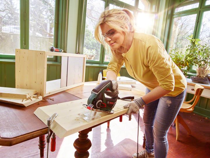 Actual product image Bosch Home & Garden AdvancedCut 50